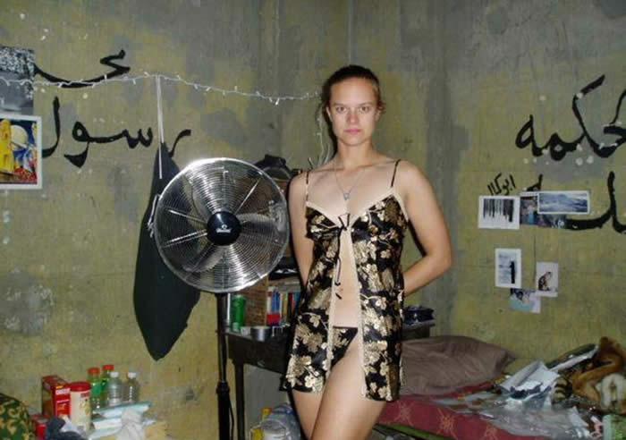 Lesbe in Baghdad porno Porn lesbe
