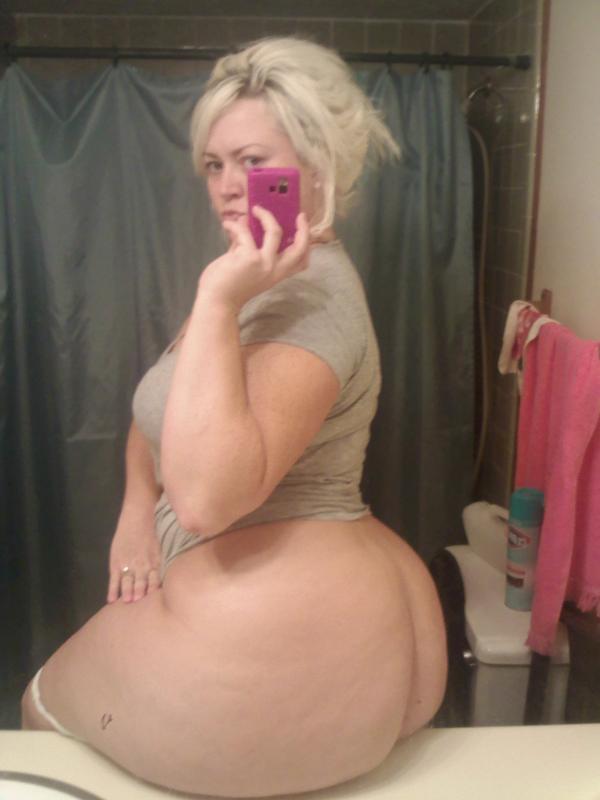 Fat ass white girl