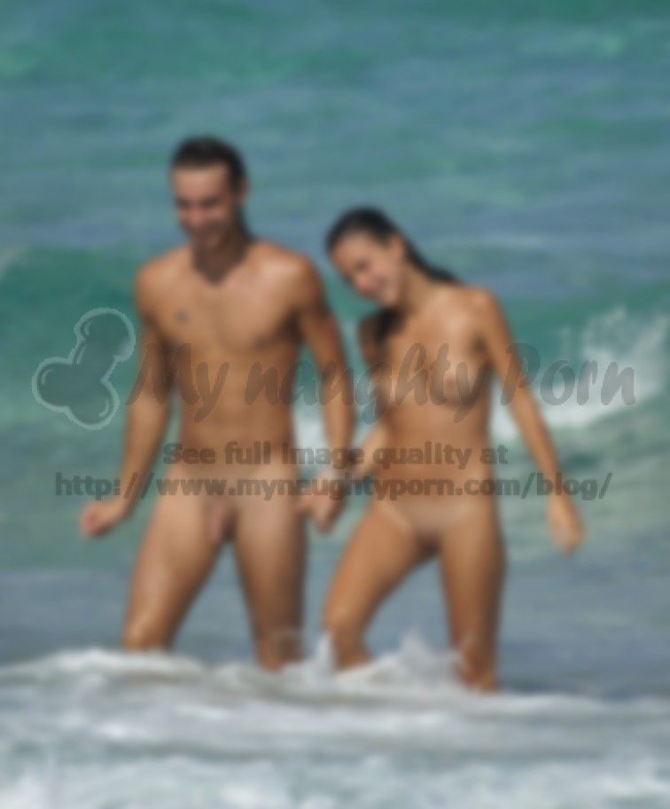 Horsehide reccomend young family nudist beach pictures