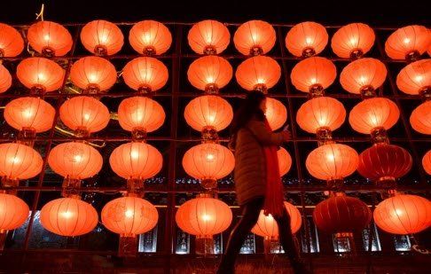 Undertaker reccomend Asian outdoor lanterns