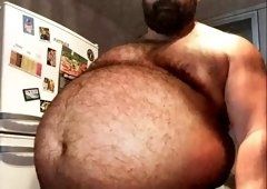 Earl recomended boyfriend rubs belly