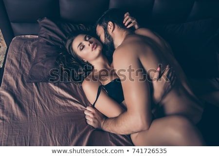 Pakistani nakedgirl fuck 2 man her pussy