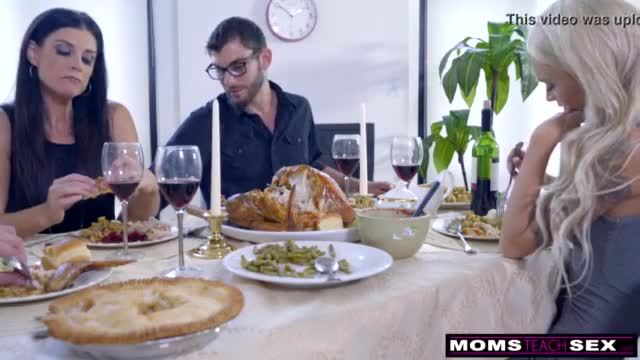 V-Mort reccomend fucks step eats teen creampie thanksgiving