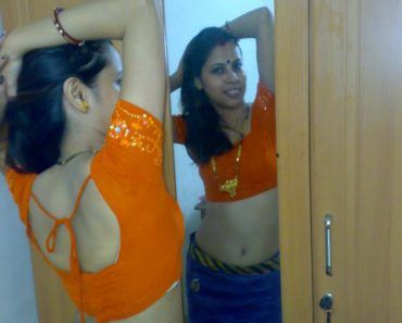 Pop R. reccomend open nude indian hot mirror