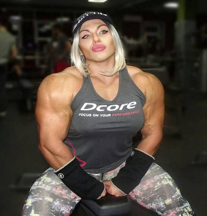 Dollface reccomend female powerlifter gives smoking blowjob