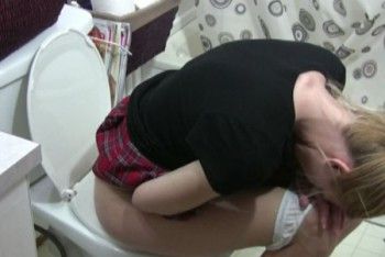 Buttercup reccomend girl farting toilet