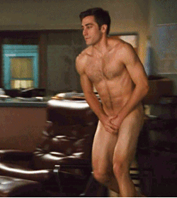 Jake gyllenhaal naked