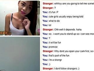Omegle beautiful teen gets dirty