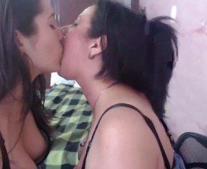 Kisses lesbian homemade hd