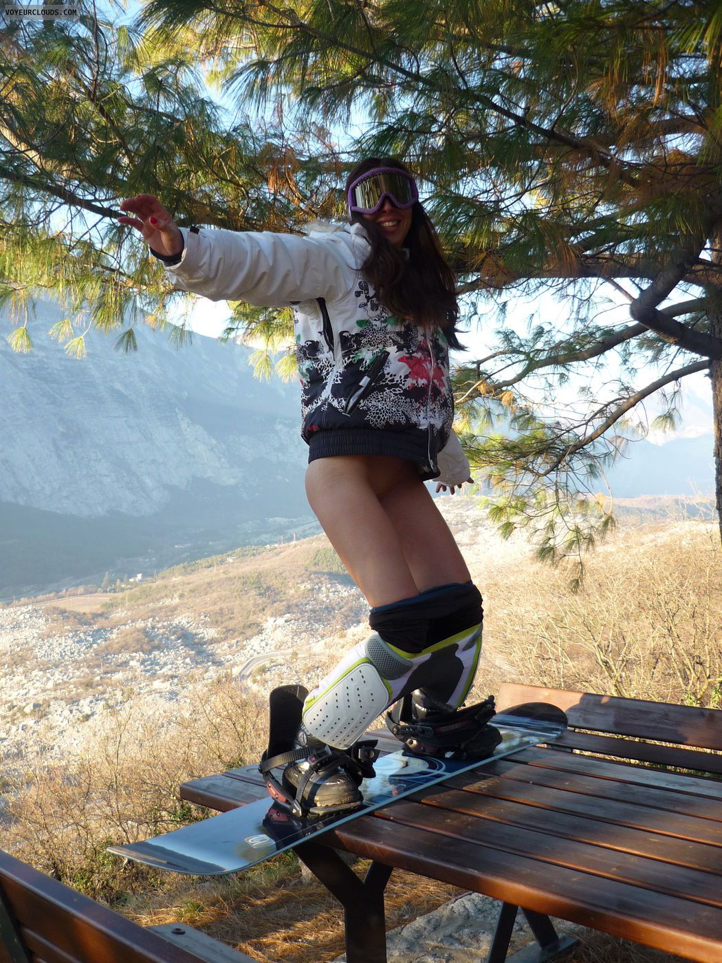Superwoman reccomend Nude in public snowboard