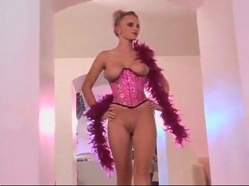 Bbw sex nude fashion show