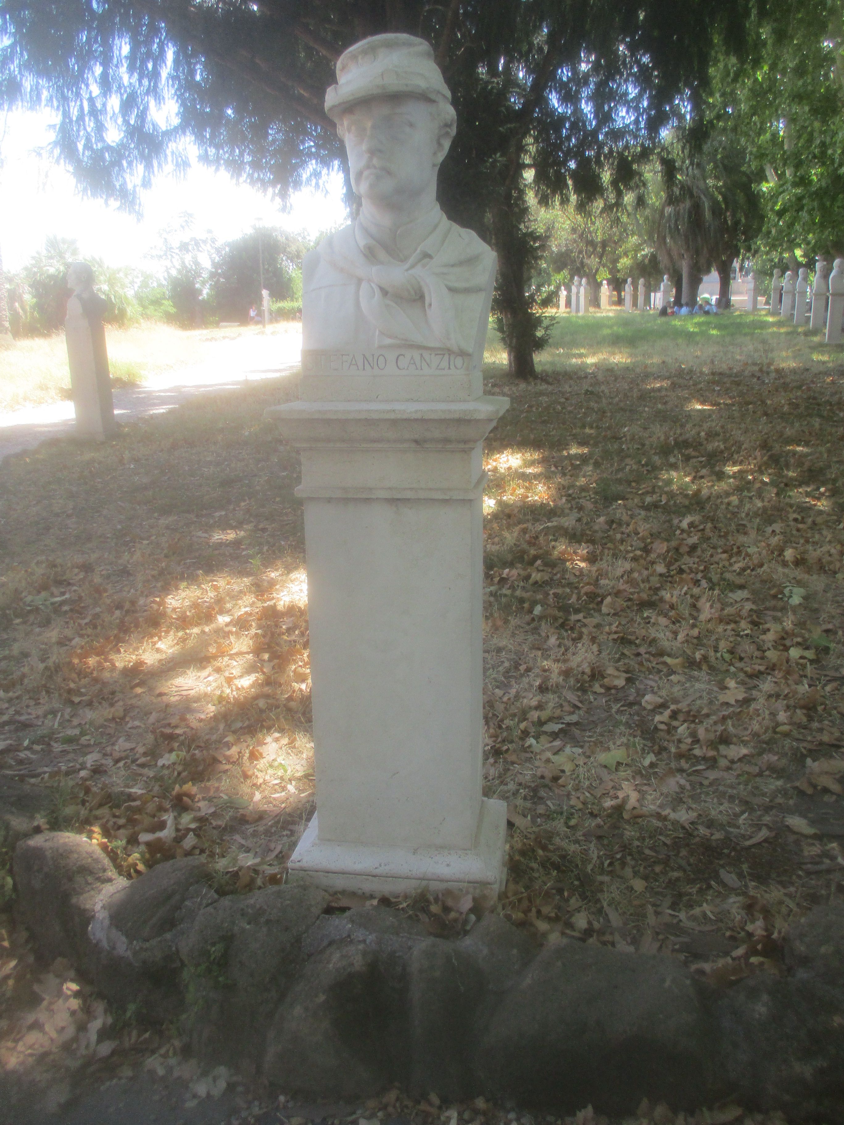 Twisty recommendet strip plinths headstone Cemetery