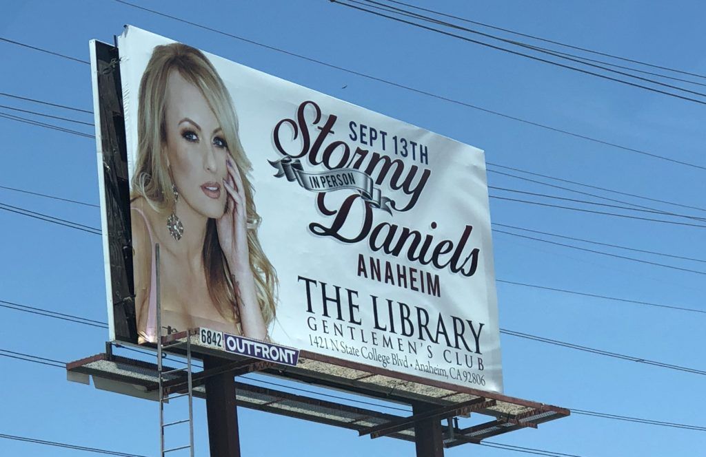 Club library strip