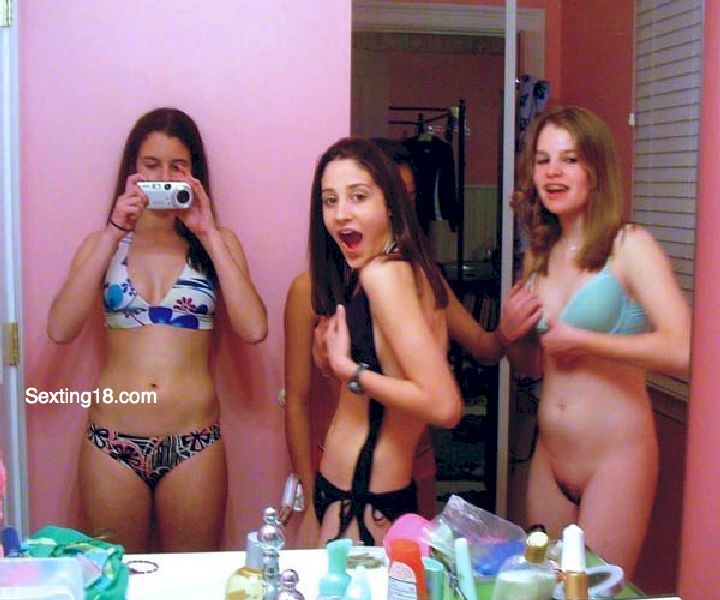 The K. recomended Friends teen mirror nude