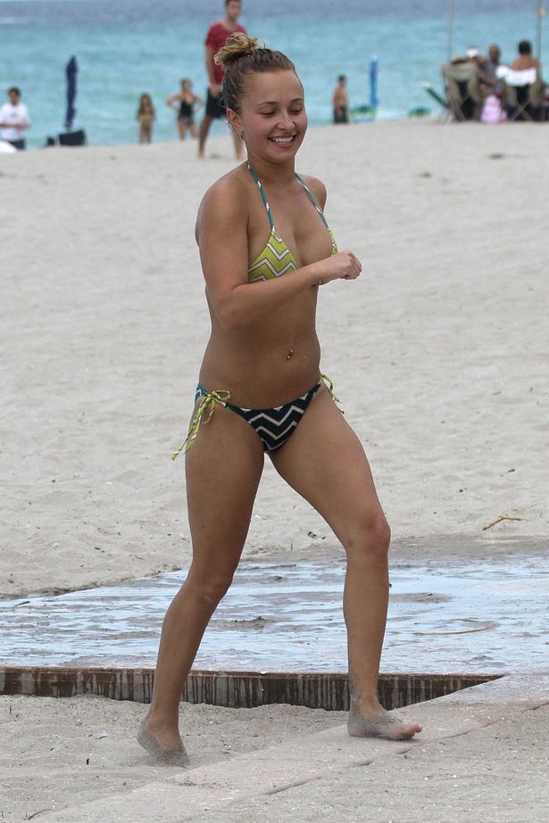 Hayden penatierre bikini