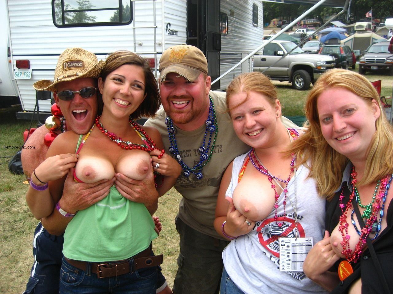 images of naked rednecks girls
